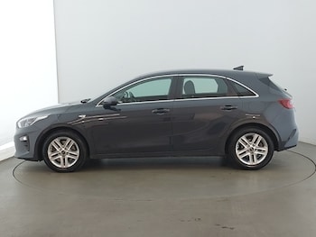 Used Kia Ceed 2018 for sale - 75417624: Photo