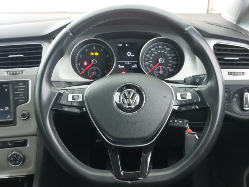 Used Volkswagen Golf 2017 for sale - 77922104: Photo 13