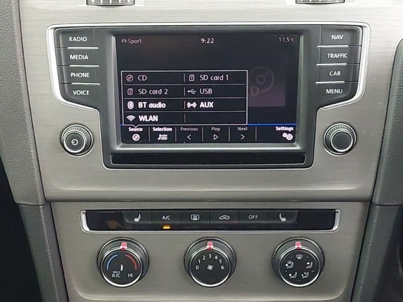 Used Volkswagen Golf 2017 for sale - 77922104: Photo 14