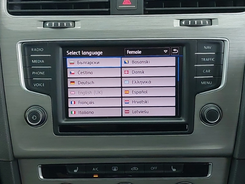 Used Volkswagen Golf 2017 for sale - 77922104: Photo 16