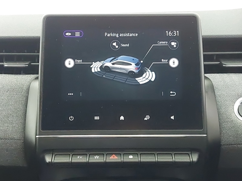 Used Renault Clio 2024 for sale - 76880304: Photo 17