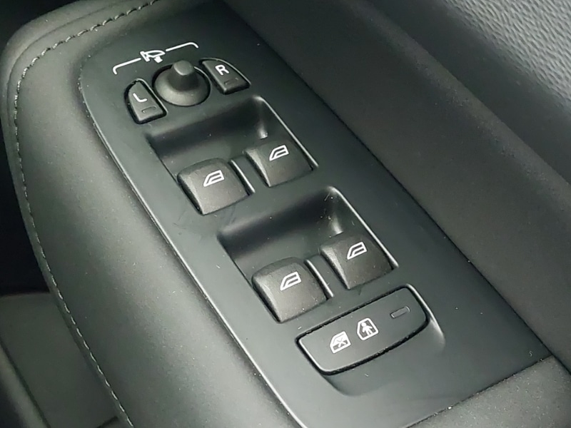 Used Volvo XC60 2025 for sale - 76885518: Photo 19