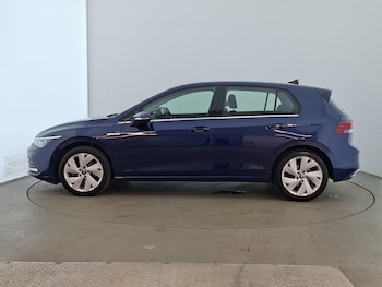 Used Volkswagen Golf 2023 for sale - 78933203: Photo