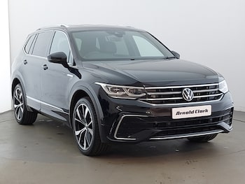 Volkswagen Tiguan Allspace feature image