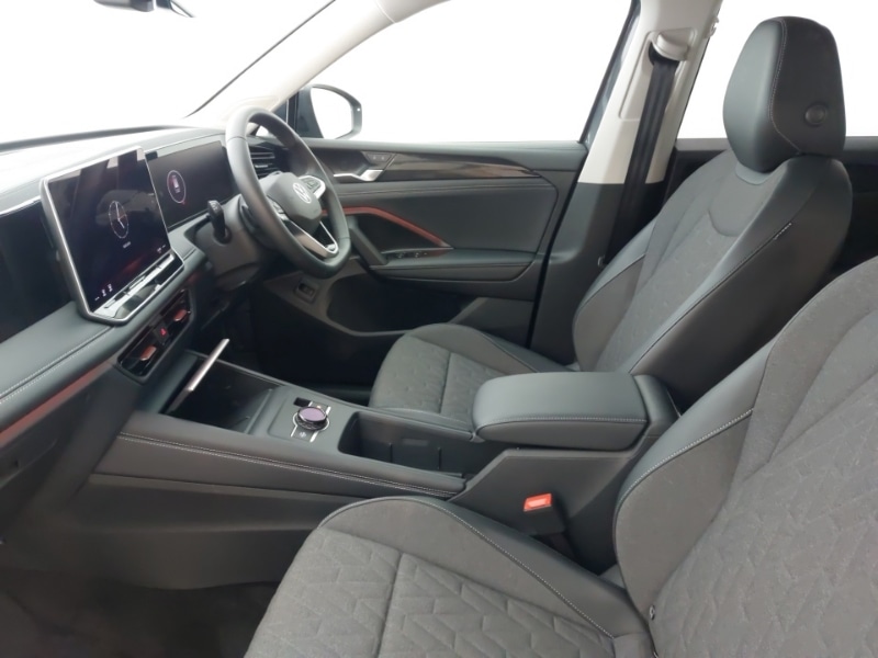 Used Volkswagen Tiguan 2024 for sale - 77948139: Photo 5