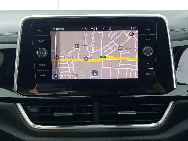 Used Volkswagen T-Roc 2022 for sale - 77433300: Photo 10