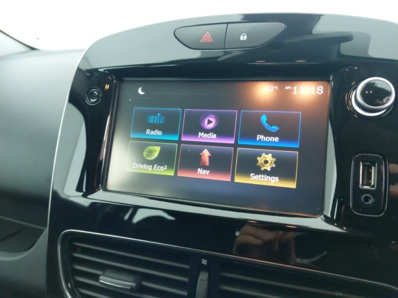 Used Renault Clio 2018 for sale - 76683517: Photo 17