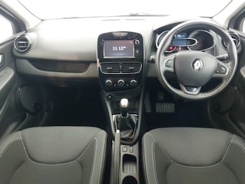 Used Renault Clio 2018 for sale - 76683517: Photo