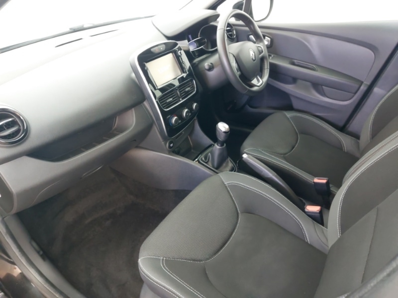 Used Renault Clio 2018 for sale - 76683517: Photo 5