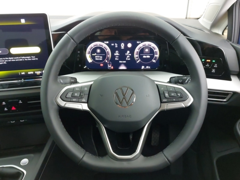 Used Volkswagen Golf 2025 for sale - 76970515: Photo 13