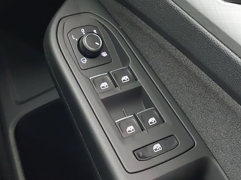 Used Volkswagen Golf 2025 for sale - 76970515: Photo 19