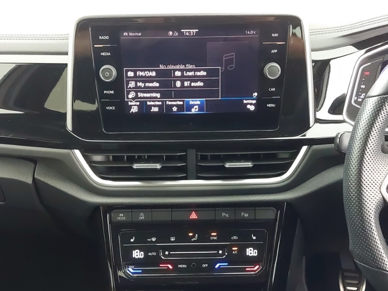 Used Volkswagen T-Roc 2022 for sale - 76493504: Photo 14