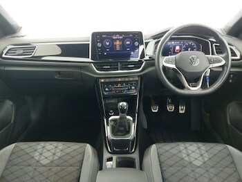 Used Volkswagen T-Roc 2023 for sale - 77987618: Photo