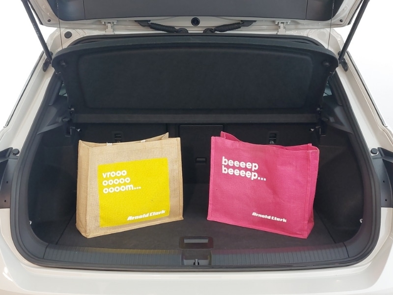 Used Volkswagen T-Roc 2023 for sale - 77987618: Photo 8