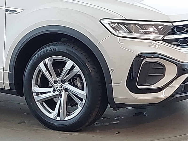 Used Volkswagen T-Roc 2023 for sale - 77987618: Photo 9