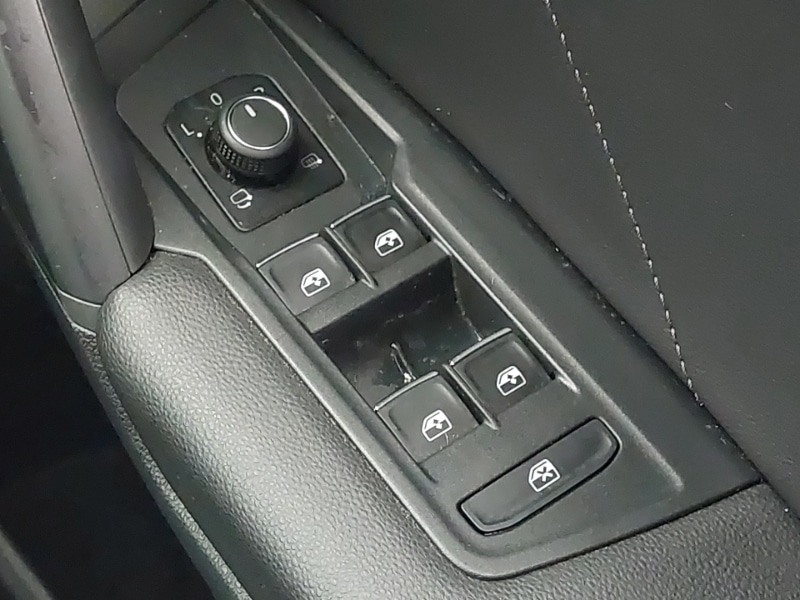 Used Volkswagen Tiguan 2023 for sale - 76392943: Photo 19