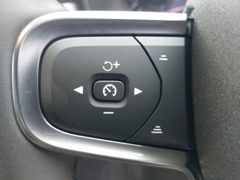 Used Volvo XC40 2025 for sale - 78093594: Photo 16