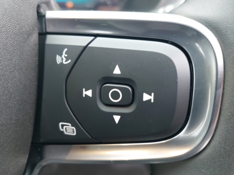 Used Volvo XC40 2025 for sale - 78093594: Photo 17