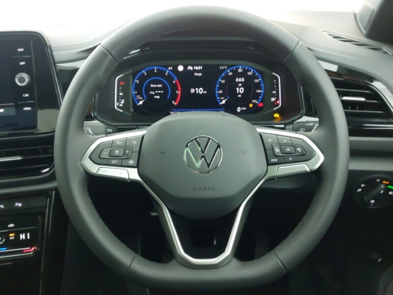 Used Volkswagen T-Roc 2025 for sale - 77228682: Photo 13