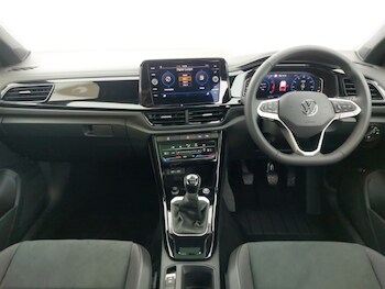 Used Volkswagen T-Roc 2025 for sale - 77228682: Photo