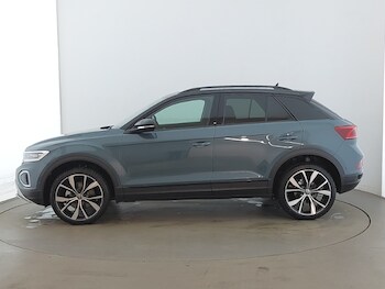 Used Volkswagen T-Roc 2025 for sale - 77228682: Photo
