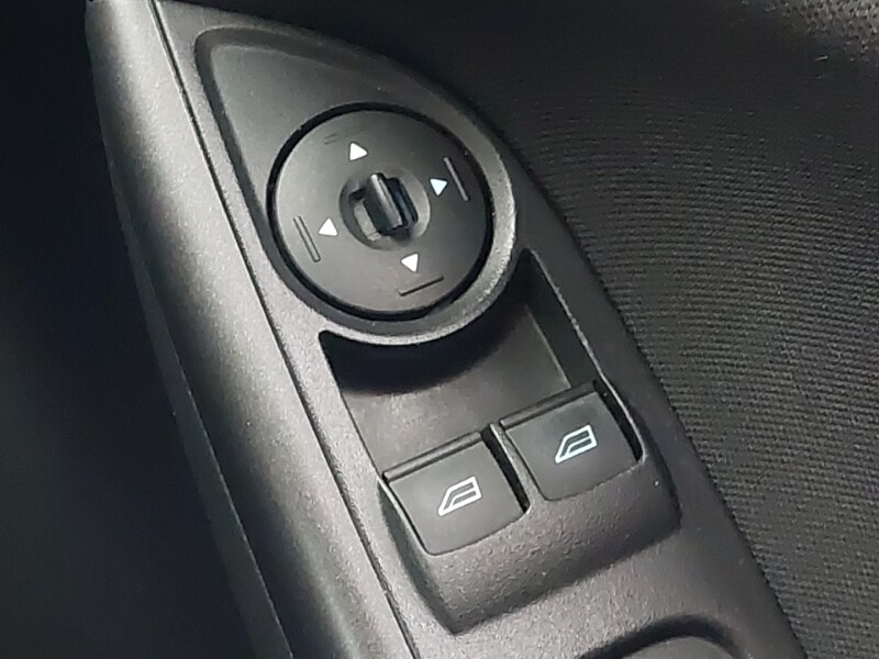 Used Ford Focus 2017 for sale - 77948044: Photo 19