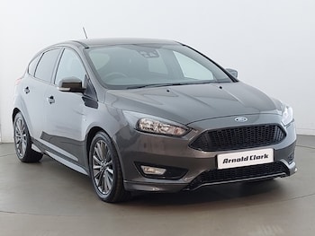 Used Ford Focus 2017 for sale - 77948044: Photo