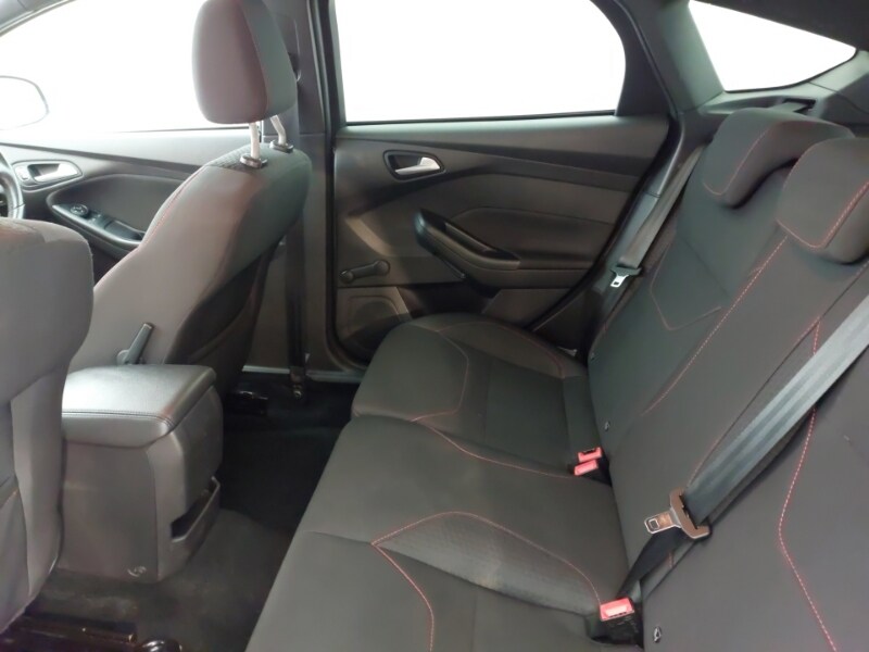 Used Ford Focus 2017 for sale - 77948044: Photo 6