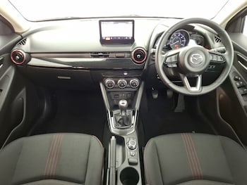 Used Mazda Mazda2 2024 for sale - 76150366: Photo 2