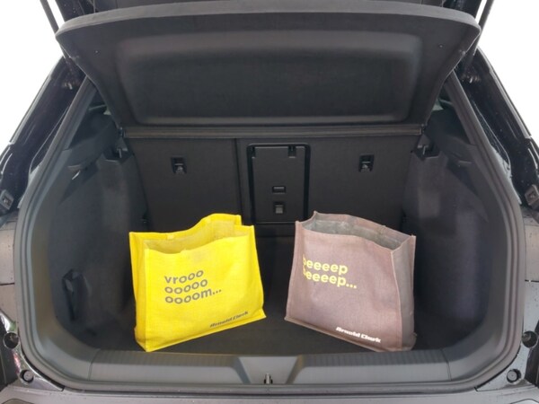 Used Volkswagen ID.4 2024 for sale - 75576317: Photo 8