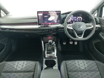 Used Volkswagen Golf 2025 for sale - 76875510: Photo