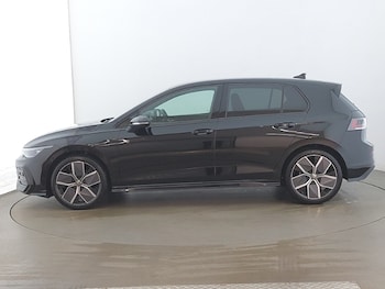 Used Volkswagen Golf 2025 for sale - 76875510: Photo
