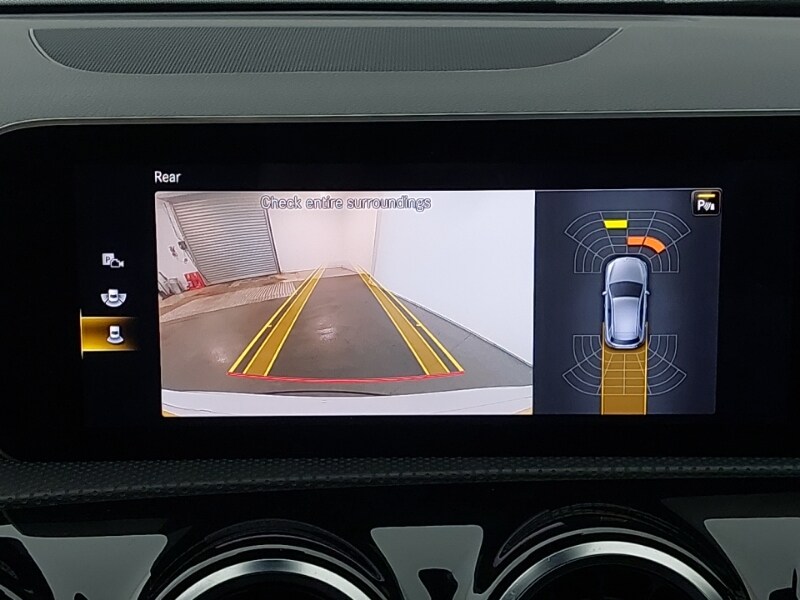 Used Mercedes-Benz A-Class 2018 for sale - 76392947: Photo 11