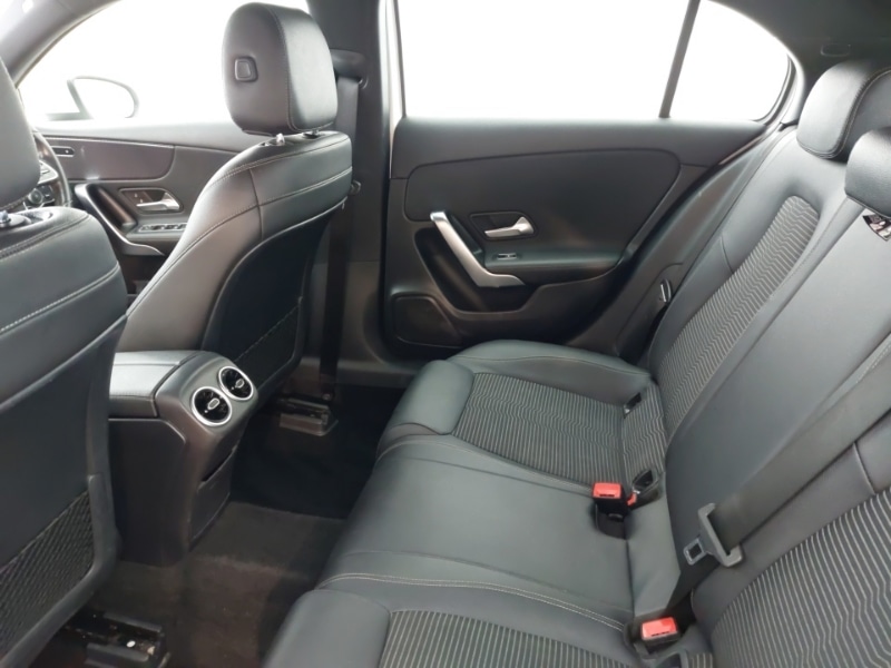 Used Mercedes-Benz A-Class 2018 for sale - 76392947: Photo 6