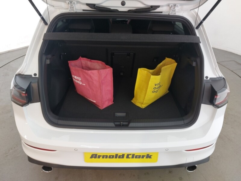 Used Volkswagen Golf 2025 for sale - 76964007: Photo 8