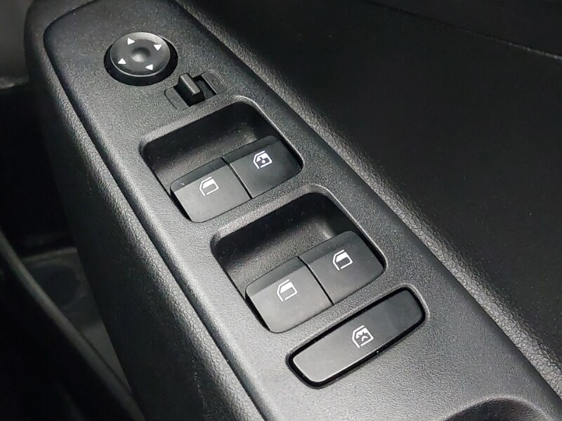 Used Hyundai i10 2023 for sale - 78041317: Photo 19