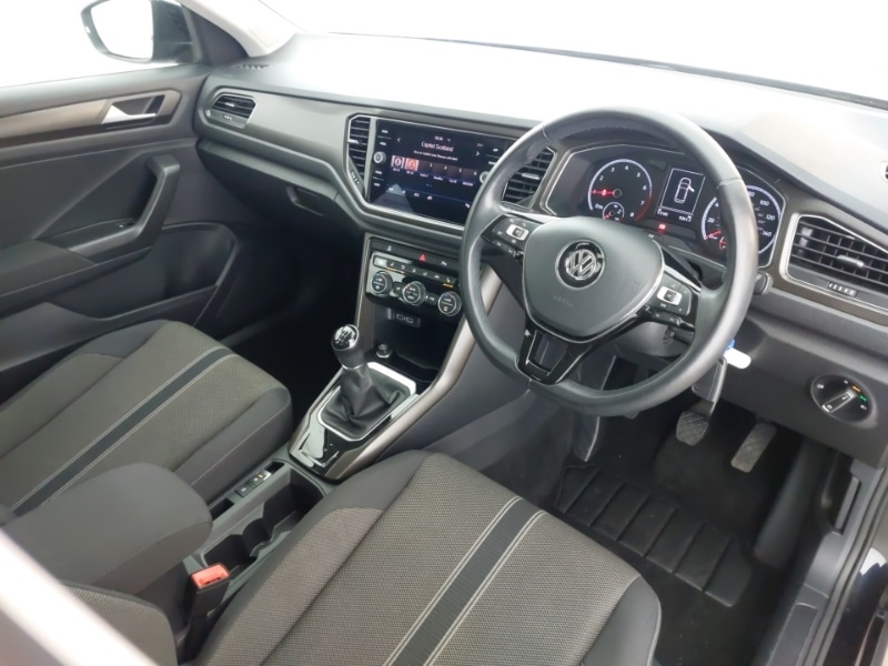 Used Volkswagen T-Roc 2019 for sale - 76683533: Photo 14