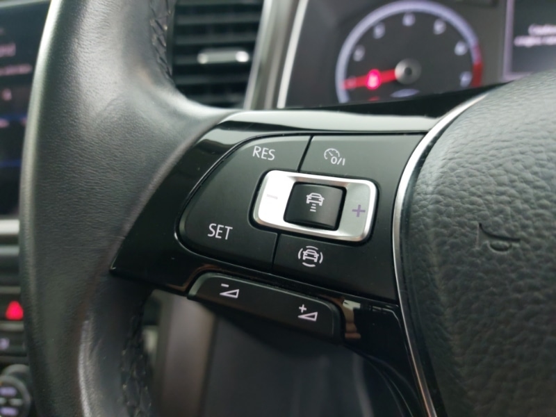 Used Volkswagen T-Roc 2019 for sale - 76683533: Photo 15