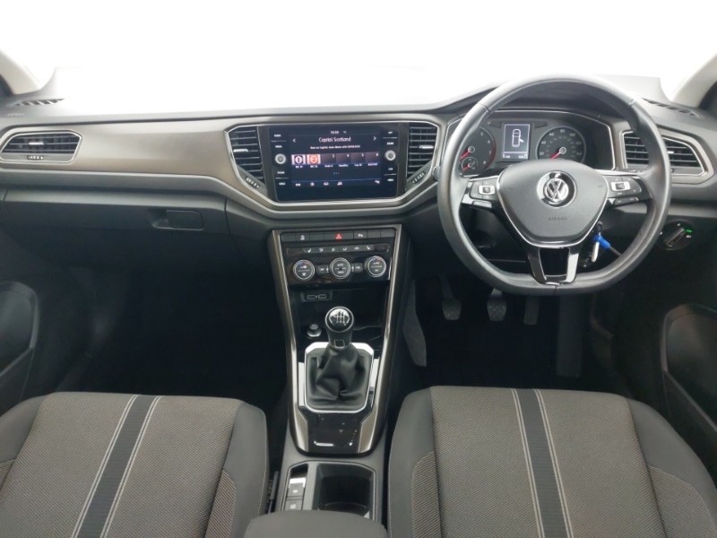 Used Volkswagen T-Roc 2019 for sale - 76683533: Photo 2