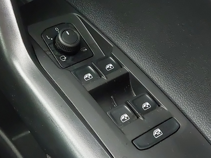 Used Volkswagen Polo 2023 for sale - 76195371: Photo 19