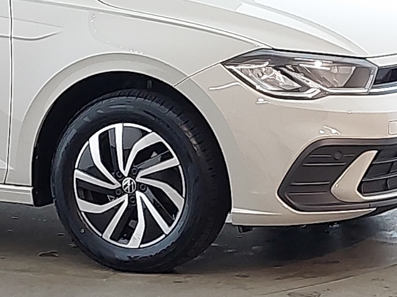 Used Volkswagen Polo 2023 for sale - 76195371: Photo 9