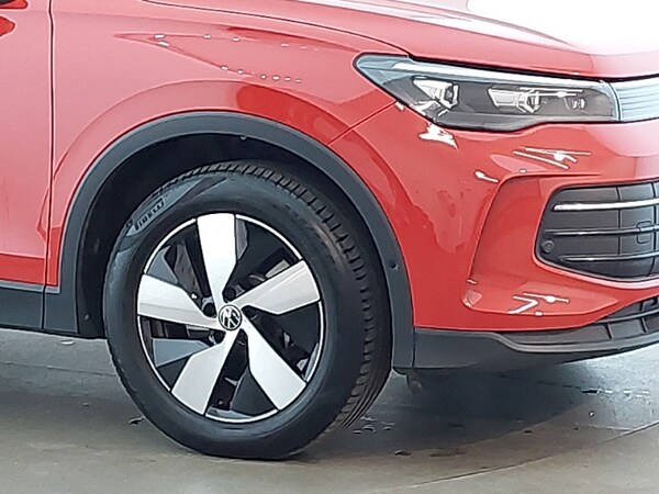 Used Volkswagen Tiguan 2024 for sale - 75339023: Photo 9