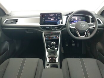 Used Volkswagen T-Roc 2024 for sale - 75513822: Photo