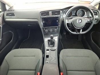 Used Volkswagen Golf 2018 for sale - 79020673: Photo