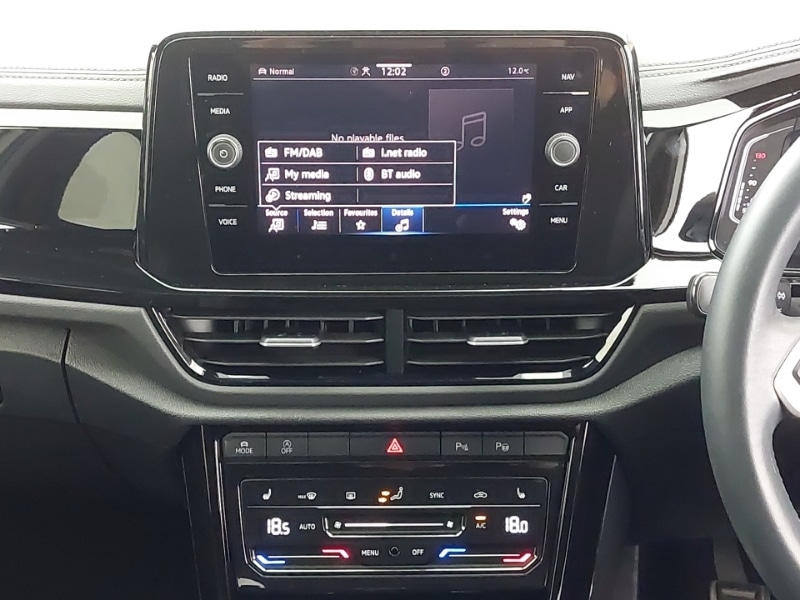 Used Volkswagen T-Roc 2023 for sale - 77134224: Photo 14