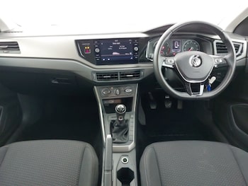 Used Volkswagen Polo 2018 for sale - 76478517: Photo