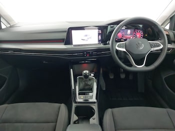 Used Volkswagen Golf 2024 for sale - 77987624: Photo