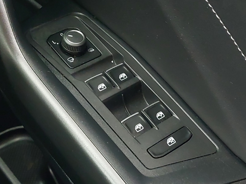 Used Volkswagen T-Roc 2022 for sale - 77852626: Photo 19