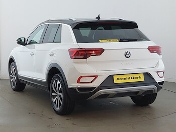 Used Volkswagen T-Roc 2022 for sale - 77852626: Photo