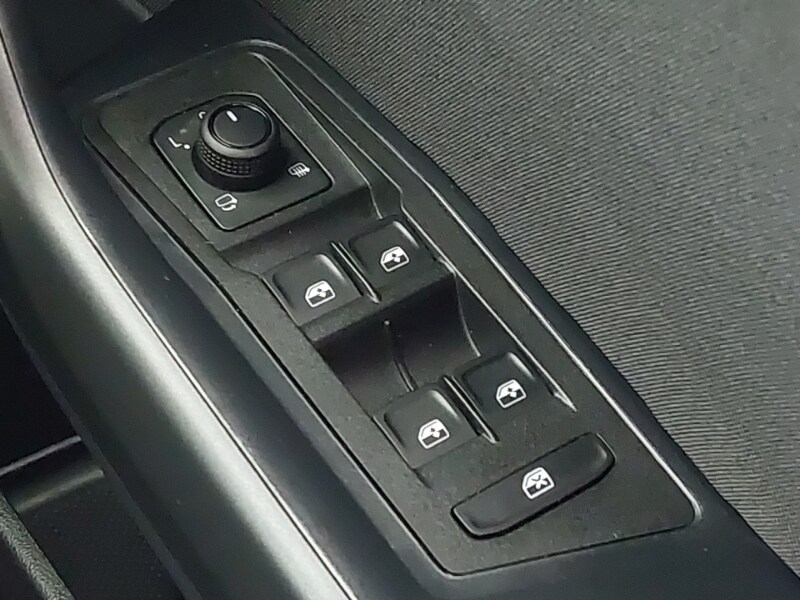 Used Volkswagen T-Roc 2025 for sale - 76906990: Photo 19